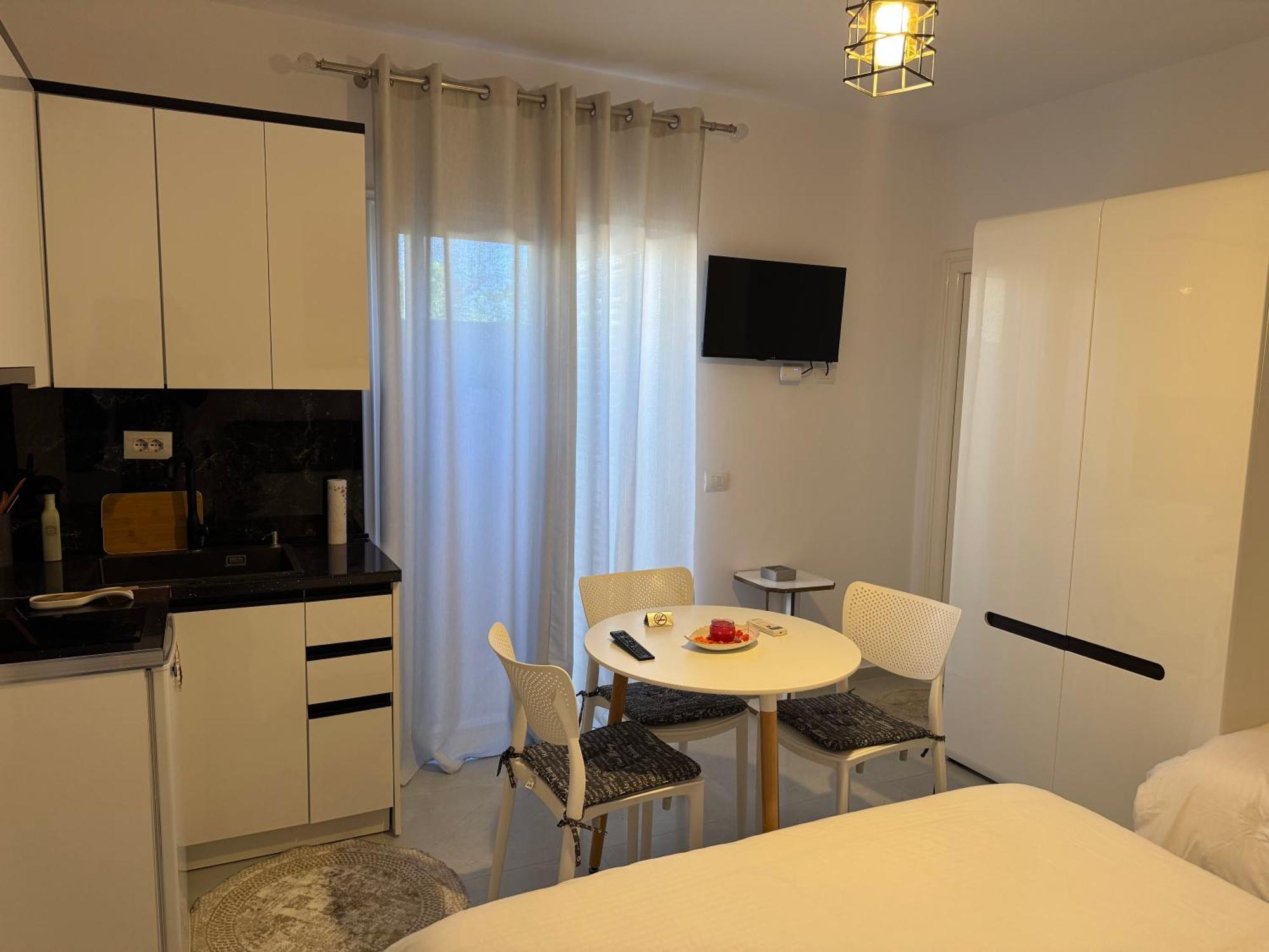 Private Villa Aras 2 - Luxury & Elegance Apartments Влёра Экстерьер фото