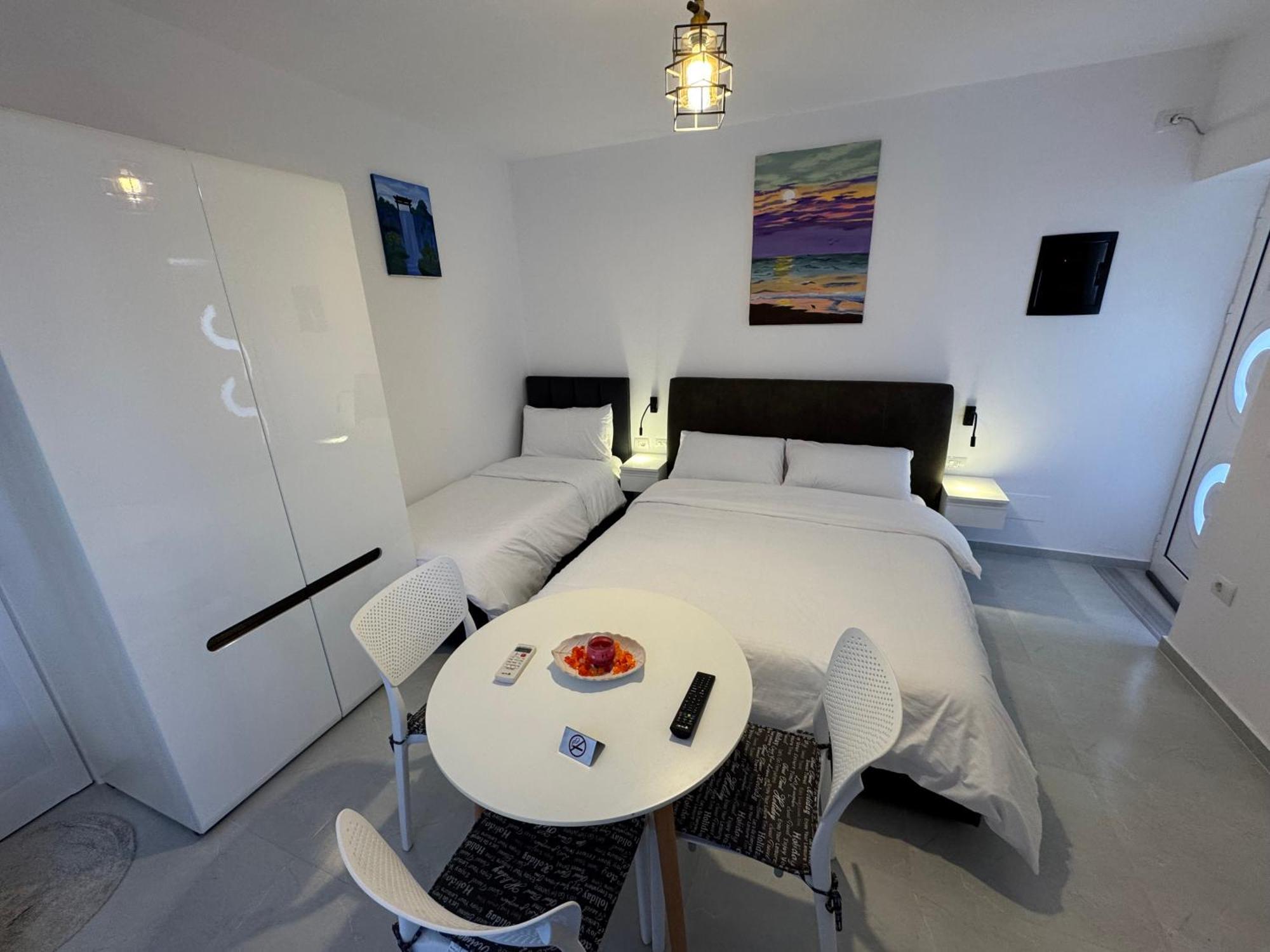 Private Villa Aras 2 - Luxury & Elegance Apartments Влёра Экстерьер фото